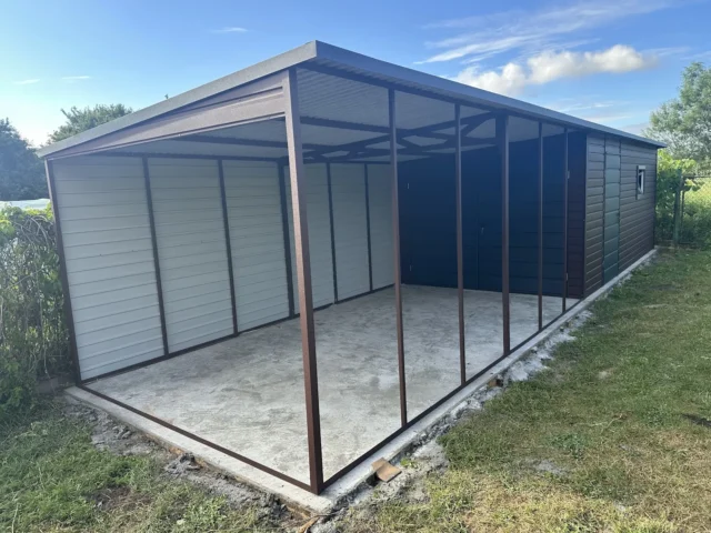 Garaż blaszany 11,5×3 m, woj. małopolskie — ujęcie 1
