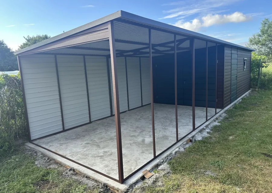 Garaż blaszany 11,5×3 m, woj. małopolskie — ujęcie 1