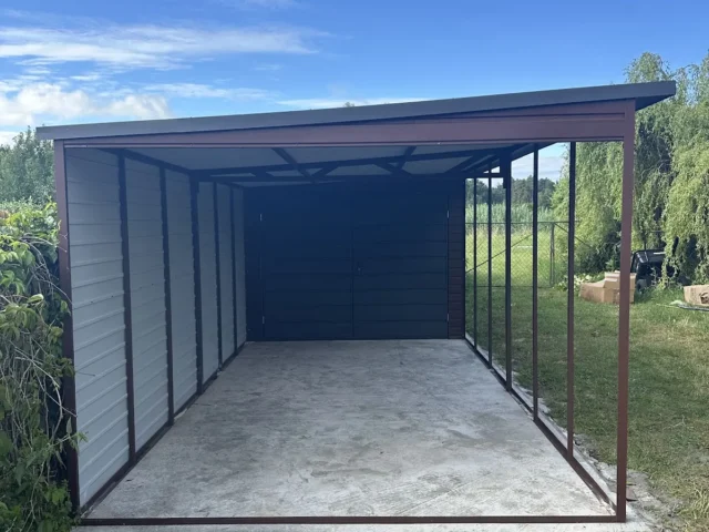 Garaż blaszany 11,5×3 m, woj. małopolskie — ujęcie 3