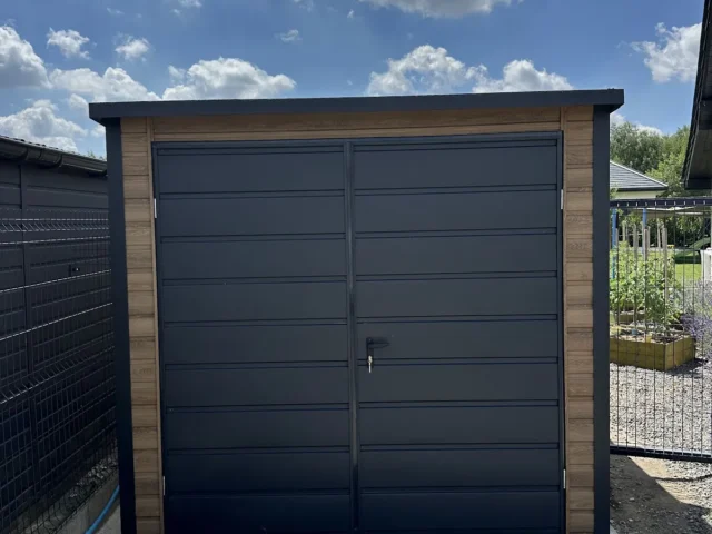 Garaż blaszany 2,5×4 m, woj. mazowieckie — ujęcie 1
