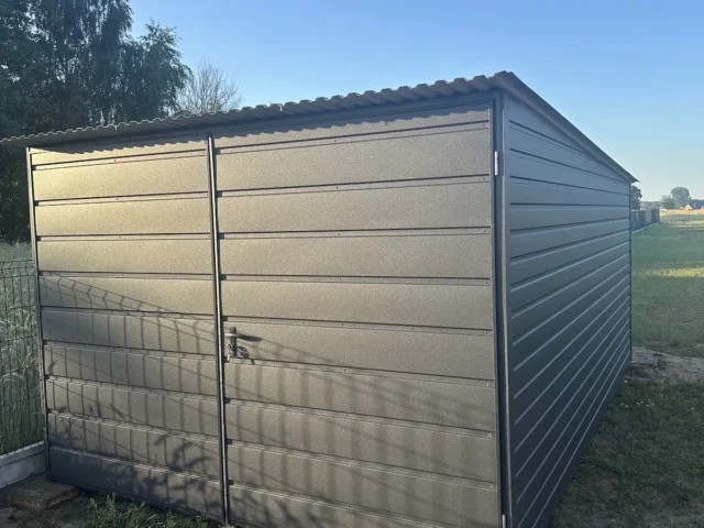 Garaż blaszany 3×5 m, woj. wielkopolskie — ujęcie 2