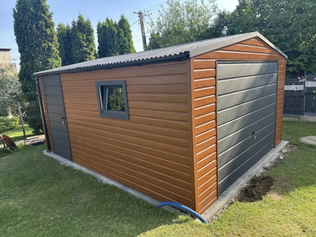 Garaż blaszany 4×5 m, woj. opolskie — ujęcie 2