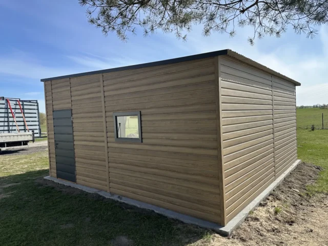 Garaż blaszany 6×5,8 m, woj. wielkopolskie — ujęcie 1