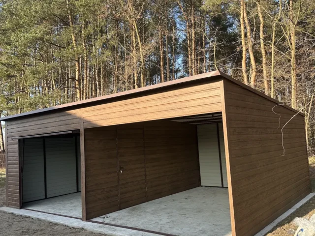 Garaż blaszany 7,5×5 m, woj. mazowieckie — ujęcie 1