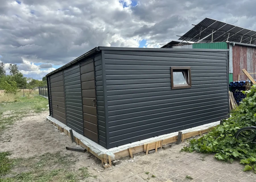 Garaż blaszany 7×5 m, woj. śląskie — ujęcie 1