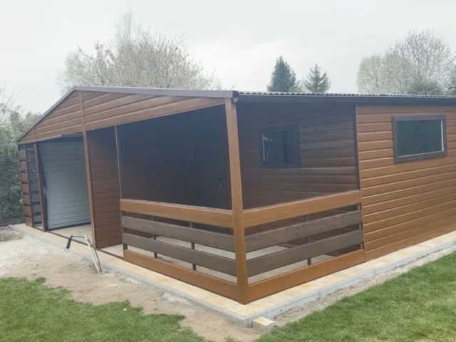 Garaż blaszany 8,5×5 m, woj. mazowieckie — ujęcie 1