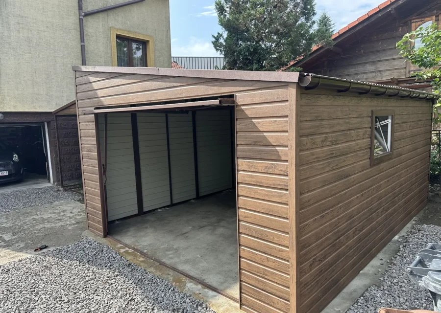 Garaż blaszany 8×5 m, woj. świętokrzyskie — ujęcie 1