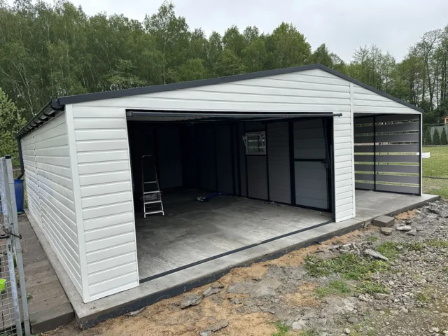 Garaż blaszany 8×6 m, woj. świętokrzyskie — ujęcie 3
