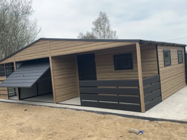 Garaż blaszany 9×5,5 m, woj. warmińsko-mazurskie — ujęcie 3