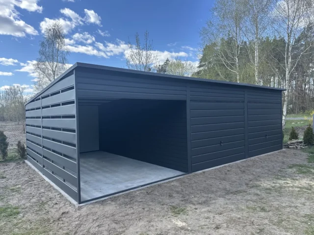Garaż blaszany 9×5,8 m, woj. opolskie — ujęcie 1