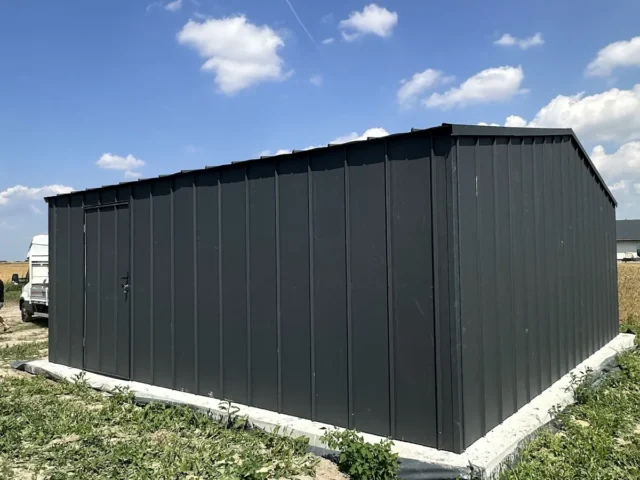Garaż blaszany premium 7×6 m, woj. łódzkie — ujęcie 4