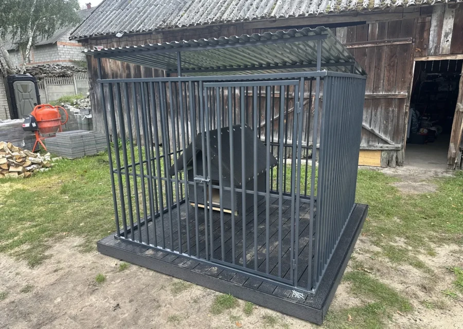 Kojec dla psa 2×2 m, woj. kujawsko-pomorskie — ujęcie 1