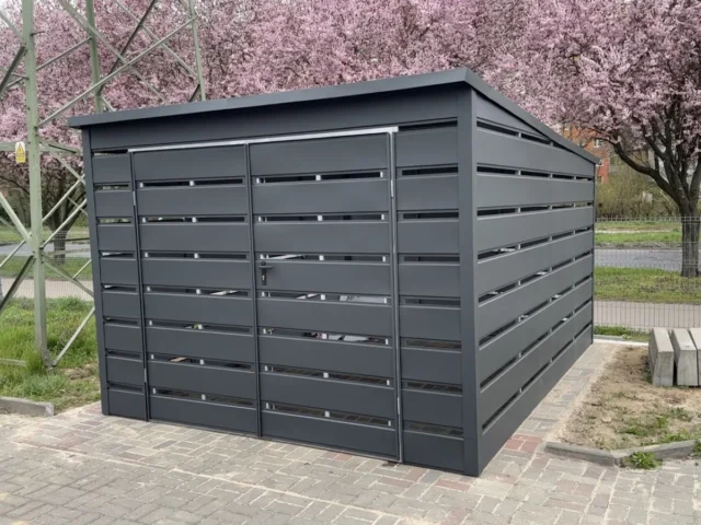Wiata śmietnikowa 3×4 m, woj. małopolskie — ujęcie 2
